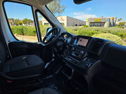 Used 2023 RAM ProMaster 1500 w/ Driver Convenience Group FWD image 24