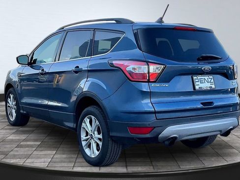Used 2018 Ford Escape SEL w/ Ford Safe & Smart Package AWD/4WD image 4