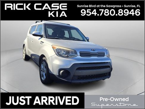 Used 2018 Kia Soul Base w/ Convenience Package image 1
