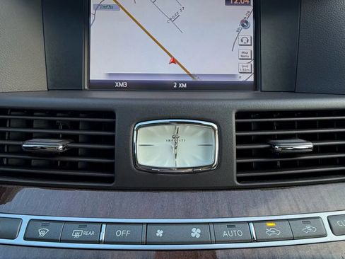 Used 2016 INFINITI Q70 L 3.7 w/ Deluxe Touring Package image 28