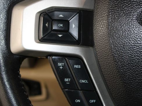 Used 2021 Ford F250 Lariat image 44