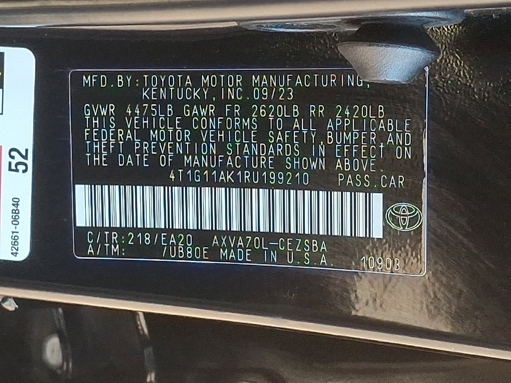 Used 2024 Toyota Camry SE FWD image 28