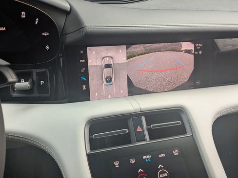 New 2025 Porsche Taycan image 19