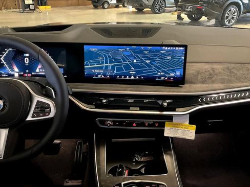 New 2026 BMW X5 sDrive40i w/ M Sport Package image 6