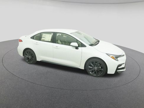 New 2026 Toyota Corolla SE image 12
