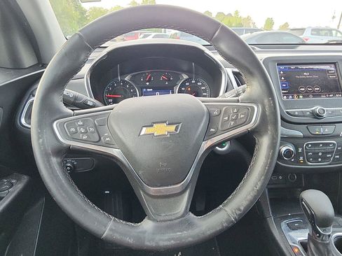 Used 2023 Chevrolet Equinox LT image 12