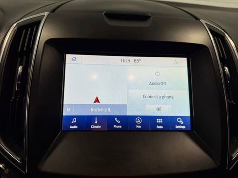 Used 2019 Ford Edge ST w/ Cold Weather Package AWD/4WD image 15
