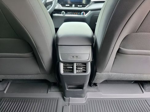 New 2026 Chevrolet Equinox LT image 8