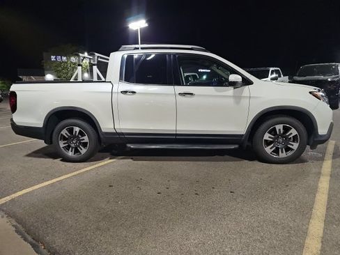Used 2017 Honda Ridgeline RTL-E image 4