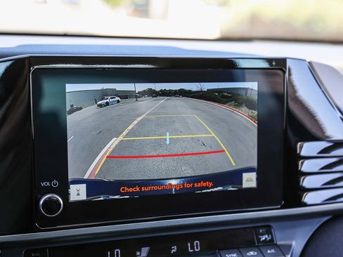 Certified 2025 Toyota Camry LE FWD image 29