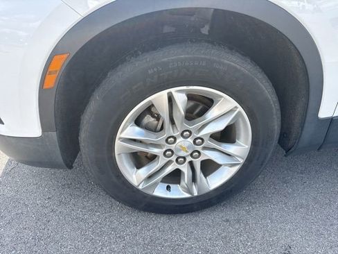 Used 2019 Chevrolet Blazer LT image 9