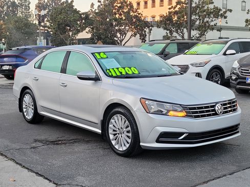Used 2016 Volkswagen Passat 1.8T SE image 29