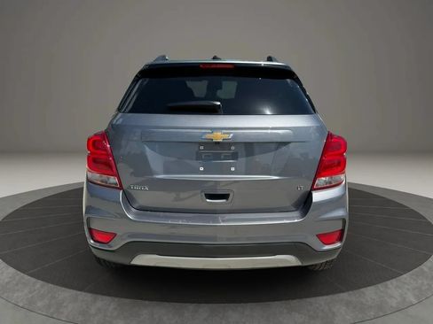 Used 2020 Chevrolet Trax LT w/ LT Convenience Package FWD image 5