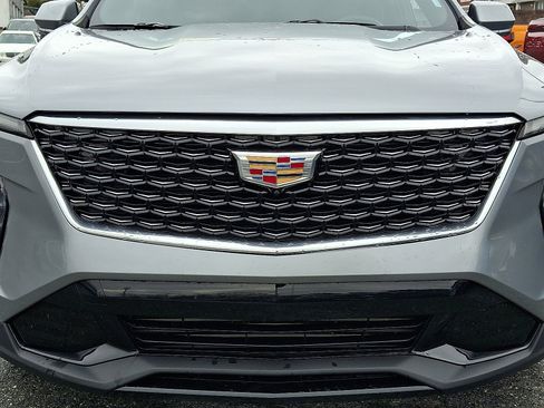 Certified 2025 Cadillac XT4 Premium Luxury image 9