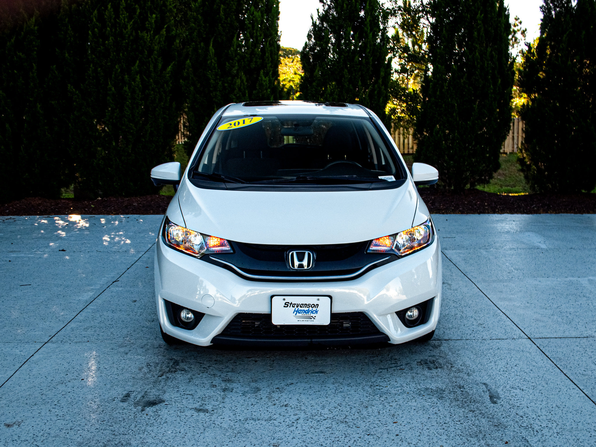 Used 2017 Honda Fit EX image 3