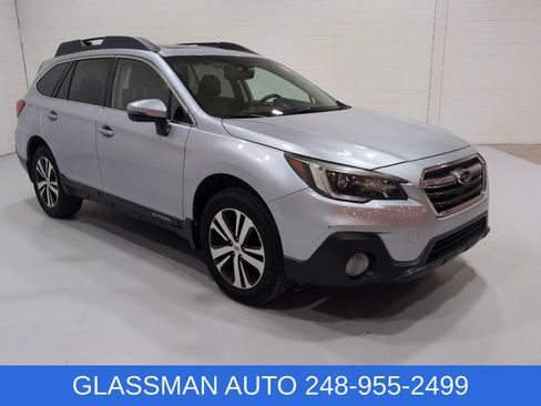 Used 2019 Subaru Outback 2.5i Limited w/ Popular Package #2 AWD/4WD image 1
