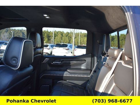 Used 2022 GMC Sierra 1500 AT4X image 27
