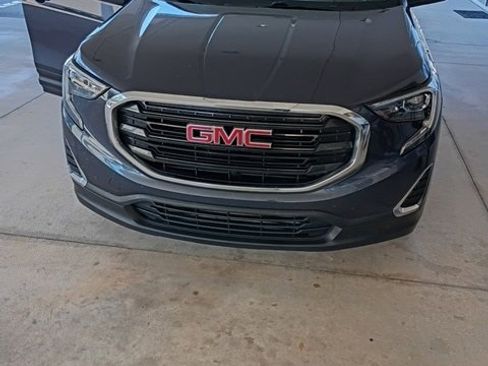 Used 2019 GMC Terrain SLE w/ Driver Convenience Package image 1