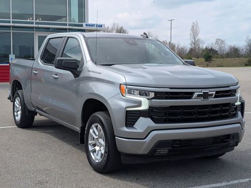 Used 2026 Chevrolet Silverado 1500 RST AWD/4WD image 3