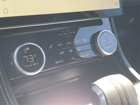 New 2026 Jaguar F-PACE R-Dynamic S image 23