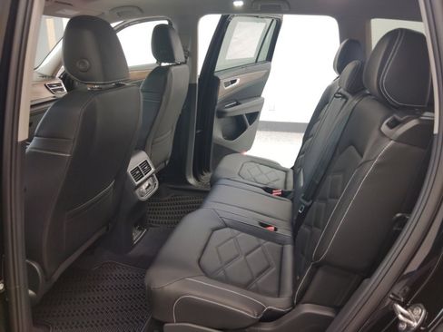 New 2026 Volkswagen Atlas SE image 14