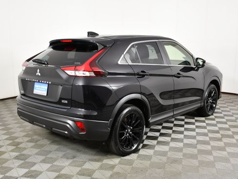 Used 2023 Mitsubishi Eclipse Cross LE AWD/4WD image 6
