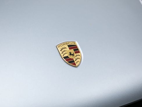 Certified 2024 Porsche Macan AWD/4WD image 17