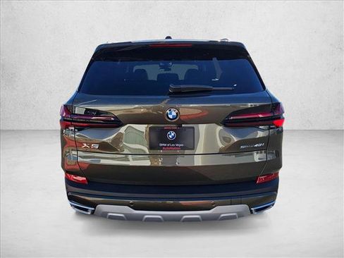 New 2026 BMW X5 sDrive40i RWD image 8