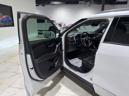 Used 2020 Chevrolet Blazer Premier FWD image 20