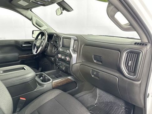 Used 2022 GMC Sierra 1500 Elevation image 28