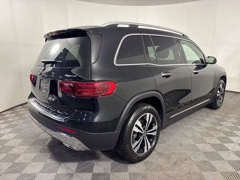 Used 2025 Mercedes-Benz GLB 250 4MATIC image 6