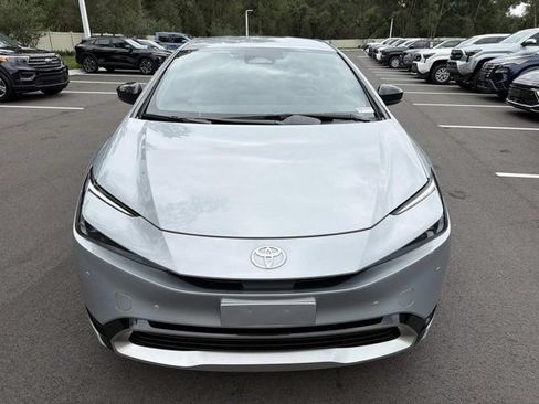 Certified 2026 Toyota Prius Plug-In Hybrid FWD image 6