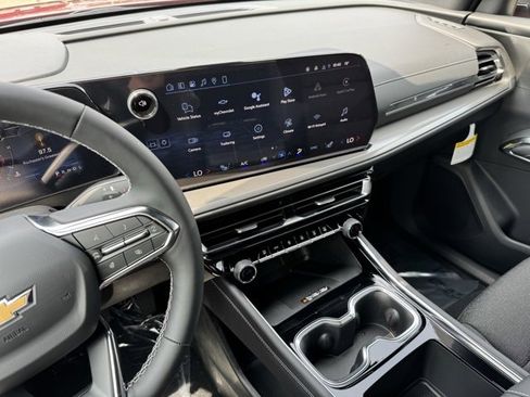 New 2026 Chevrolet Traverse LT w/ Driver Confidence Package image 13