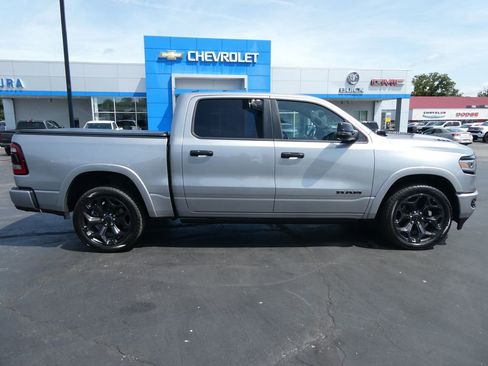 Used 2023 RAM 1500 Limited AWD/4WD image 4