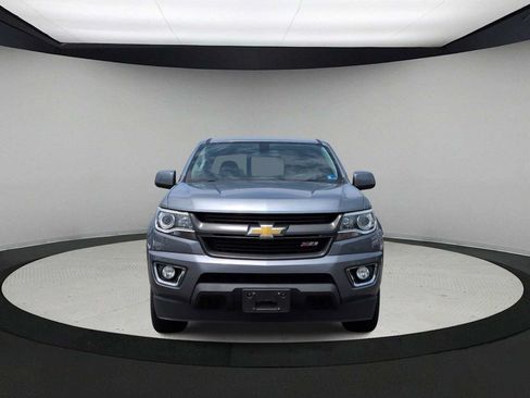 Used 2018 Chevrolet Colorado Z71 AWD/4WD image 3