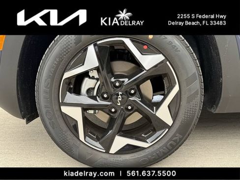 New 2026 Kia Seltos EX FWD image 29