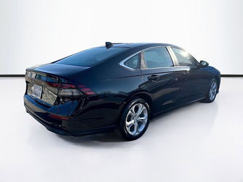 Certified 2023 Honda Accord LX image 7