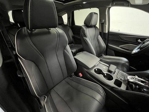 Certified 2024 Acura MDX SH-AWD w/ Advance Package image 12