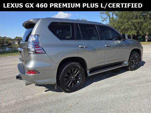 Used 2023 Lexus GX 460 Premium image 3