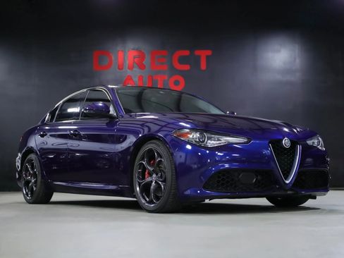 Used 2017 Alfa Romeo Giulia Ti w/ TI 19" Sport Package image 1
