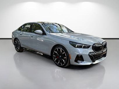 New 2026 BMW 550e xDrive w/ Executive Package
