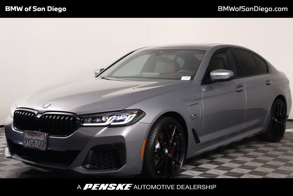 Used 2023 BMW 530e w/ M Sport Package RWD image 1