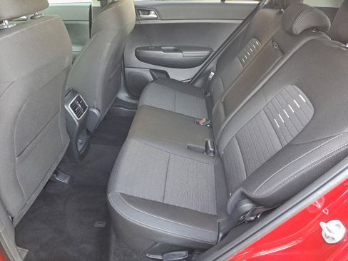 Used 2018 Kia Sportage LX w/ LX Technology Package image 14