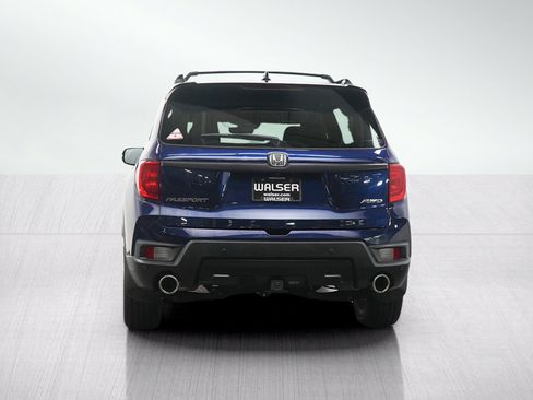 Used 2023 Honda Passport EX-L image 4