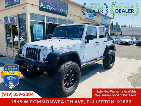 Used 2013 Jeep Wrangler Unlimited Sport image 5