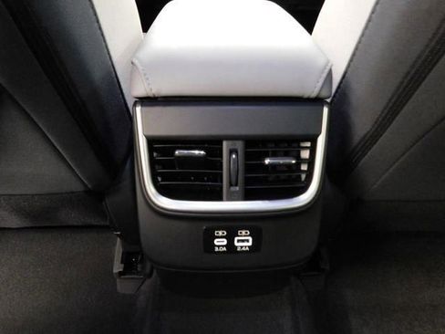 Used 2025 Subaru Legacy Premium image 30