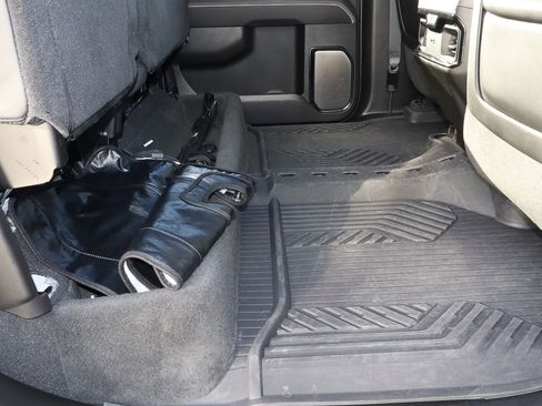 Used 2024 GMC Sierra 2500 AT4X w/ AT4X AEV Edition image 28