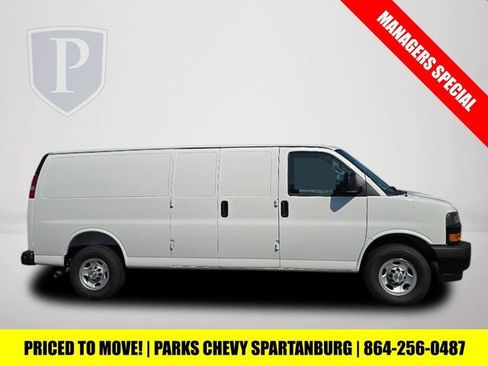New 2025 Chevrolet Express 2500 Work Van w/ Driver Convenience Package image 4