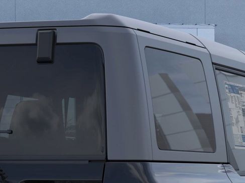 New 2025 Ford Bronco Badlands image 25