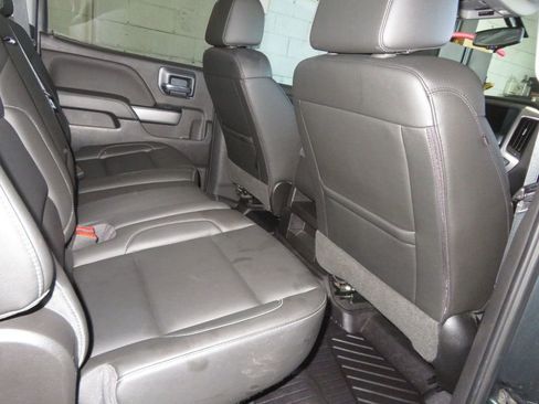 Used 2018 Chevrolet Silverado 1500 LT w/ All Star Edition AWD/4WD image 33
